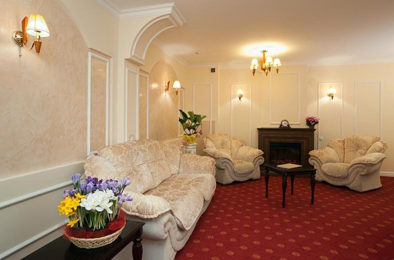 7 Sky Hotel Klinicheskaya Street Киев Екстериор снимка
